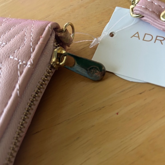 New Adrienne Vittadini Pink Leather Zip Around Wallet - Picture 14 of 16